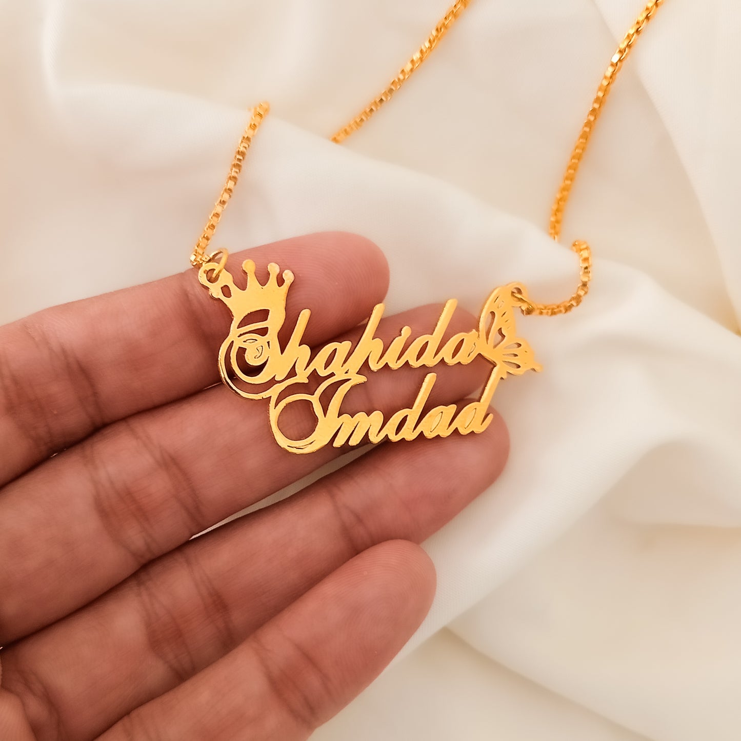 Queen B Personalized Name Necklace