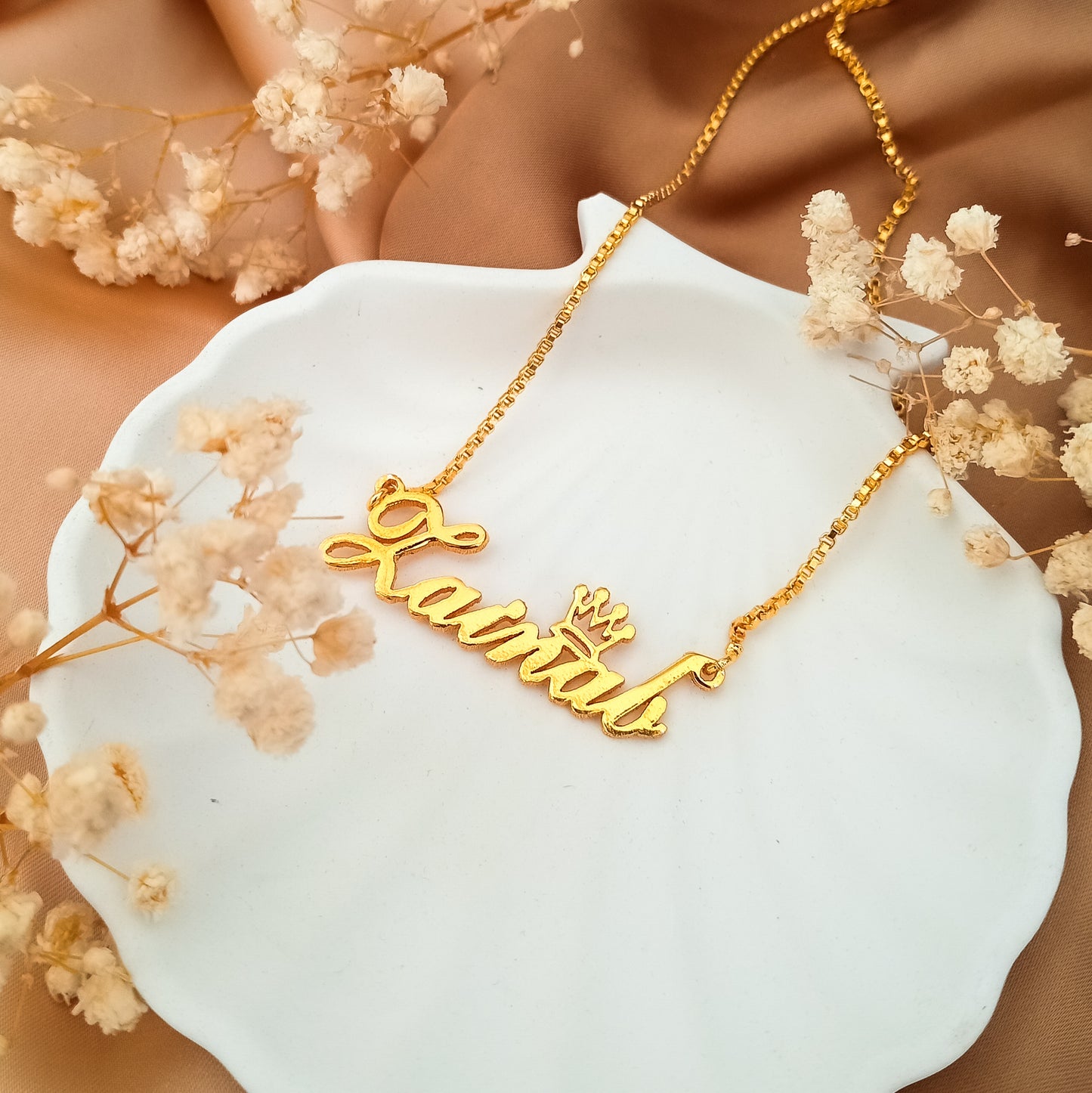 Vivace Crown Personalized Name Necklace